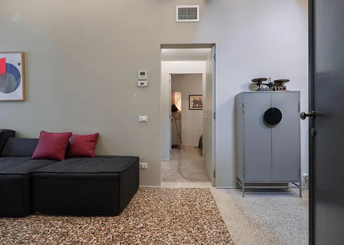 Ca Delle Capriate, An Intimate Retreat At Ca D'oro Apartmán