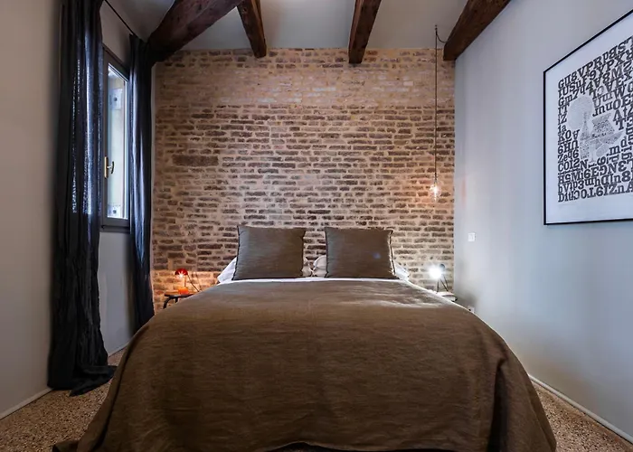 Ca Delle Capriate, An Intimate Retreat At Ca D'oro Benátky